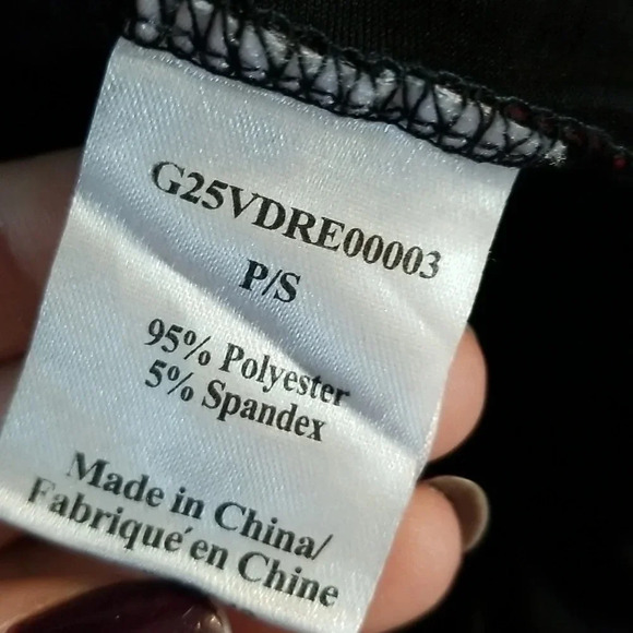 NWT silver and red velvet dress - Picture 5 of 5